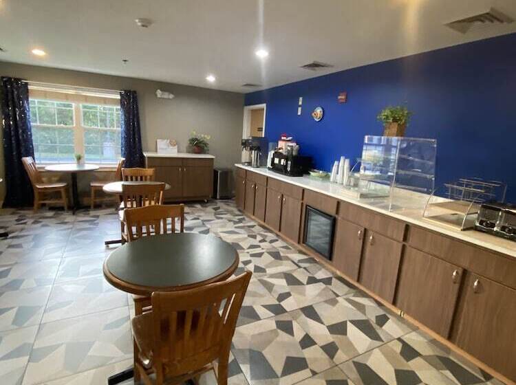 فندق على الطريق Coos Motor Inn