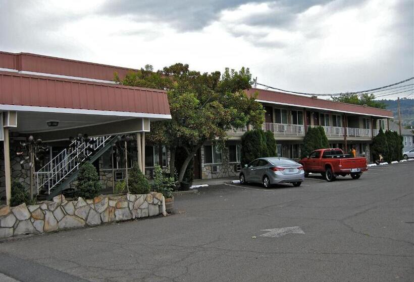 مُتل Royal Motor Inn