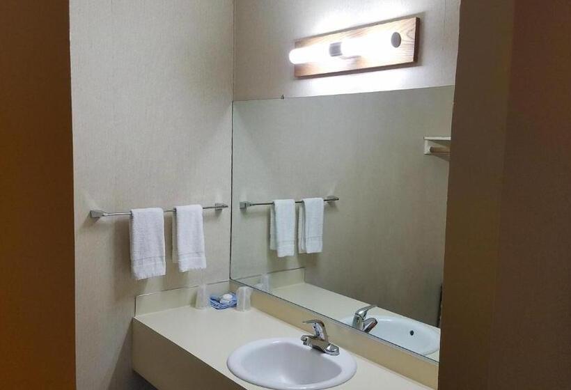 مُتل Royal Motor Inn