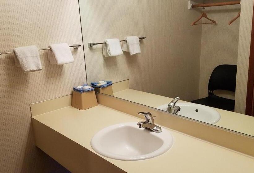 مُتل Royal Motor Inn