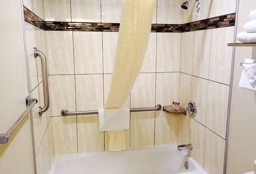 מוטל Sand Castle Inn