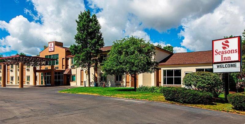 مُتل Seasons Inn Traverse City