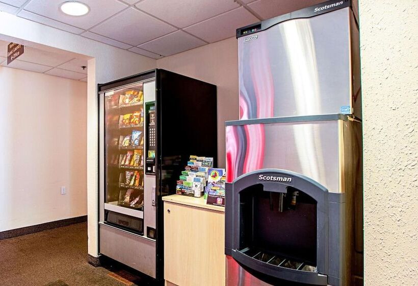 مُتل Seasons Inn Traverse City