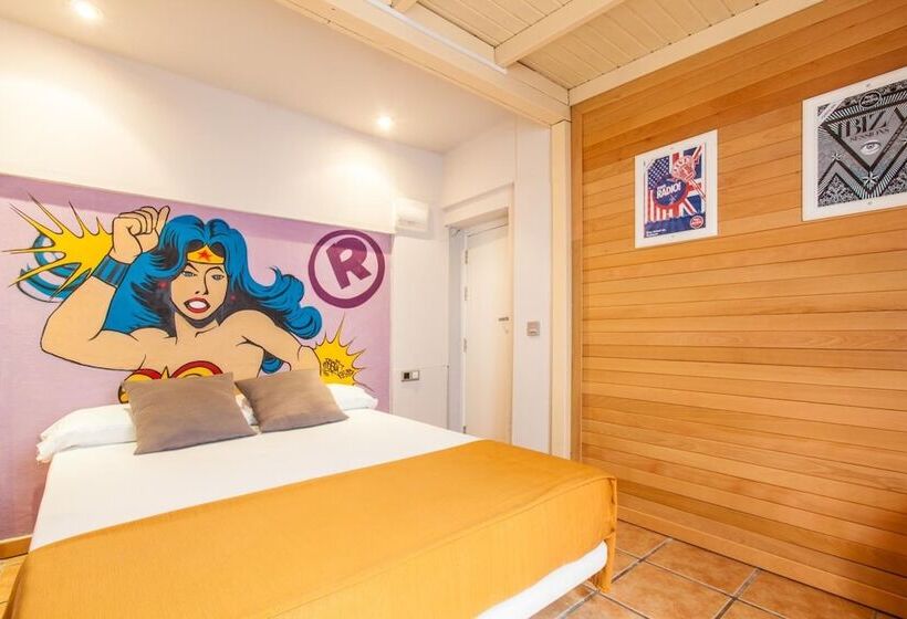 Ten Hostel