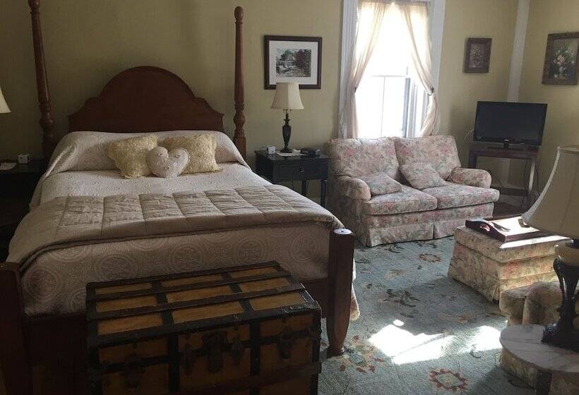 민박 The Ira Allen House
