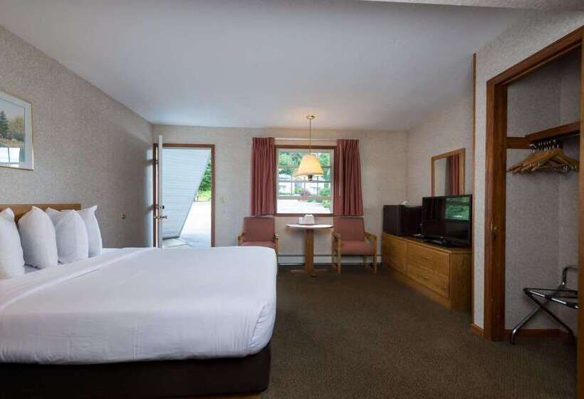 Hotel Americas Best Value Inn & Suites Lake George