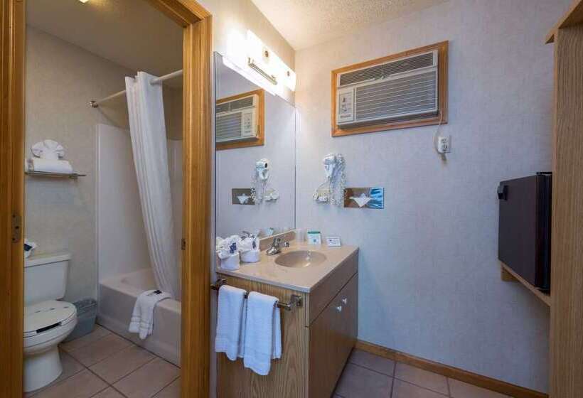 בית מלון כפרי Americas Best Value Inn & Suites Lake George