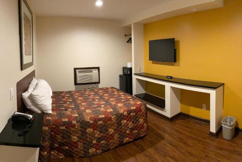 فندق Budget Inn