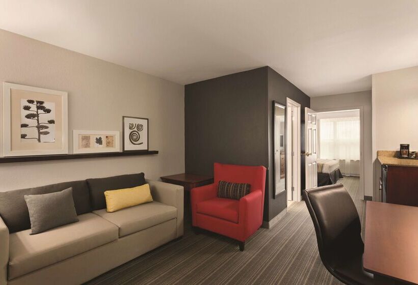 هتل Country Inn & Suites By Radisson, Bentonville South  Rogers, Ar
