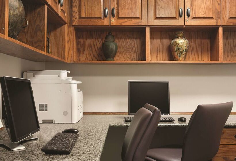 هتل Country Inn & Suites By Radisson, Bentonville South  Rogers, Ar