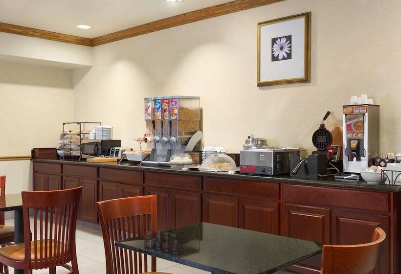 هتل Country Inn & Suites By Radisson, Columbia, Mo