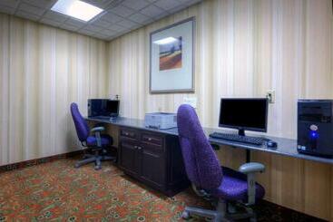 Hotel Country Inn & Suites By Radisson, Petersburg, Va