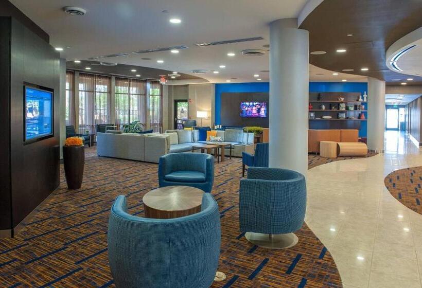 בית מלון כפרי Courtyard By Marriott Pensacola Downtown