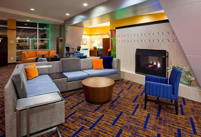 ホテル Courtyard Minneapolis Maple Grove Arbor Lakes