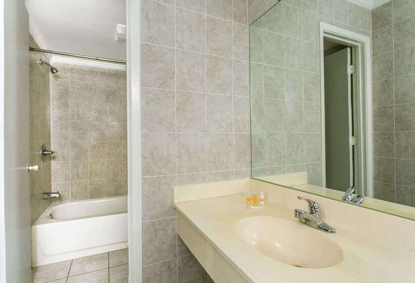 فندق Days Inn By Wyndham Slidell