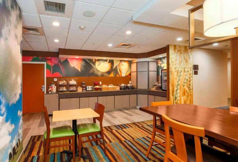 בית מלון כפרי Fairfield Inn & Suites Temecula