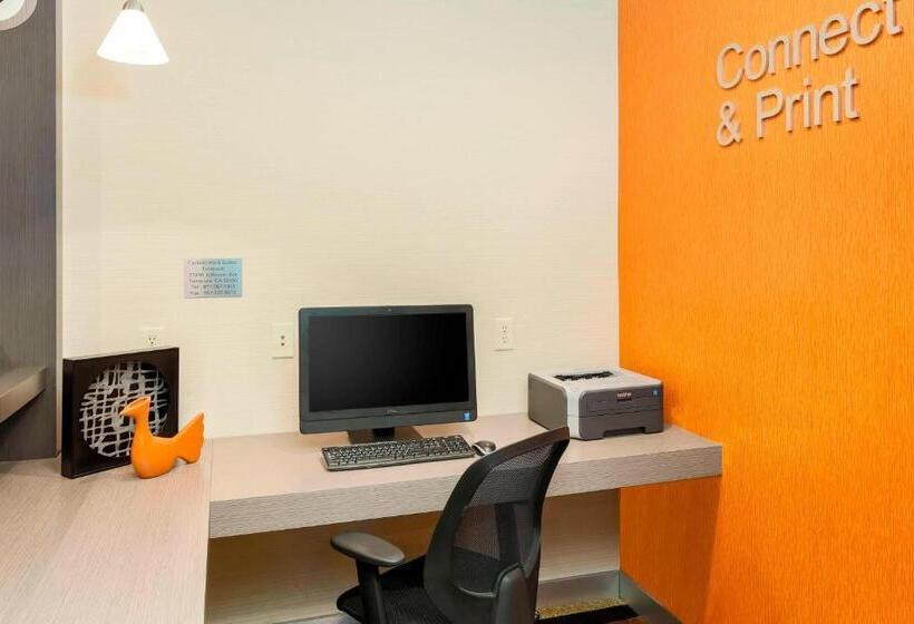 בית מלון כפרי Fairfield Inn & Suites Temecula