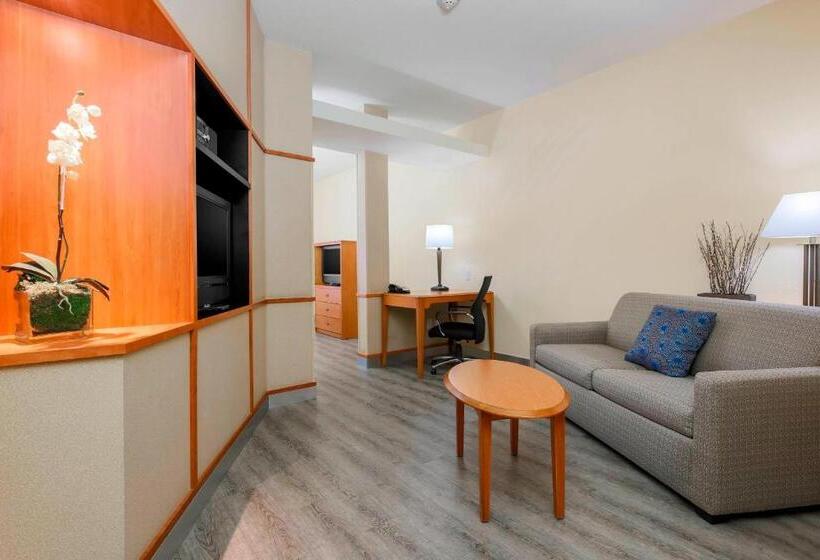 בית מלון כפרי Fairfield Inn & Suites Temecula