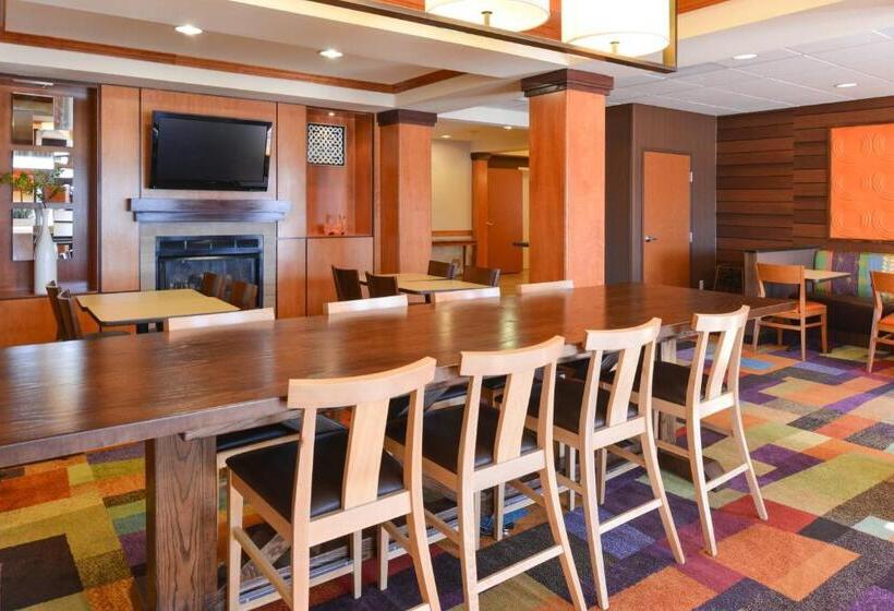 هتل Fairfield Inn & Suites Bloomington