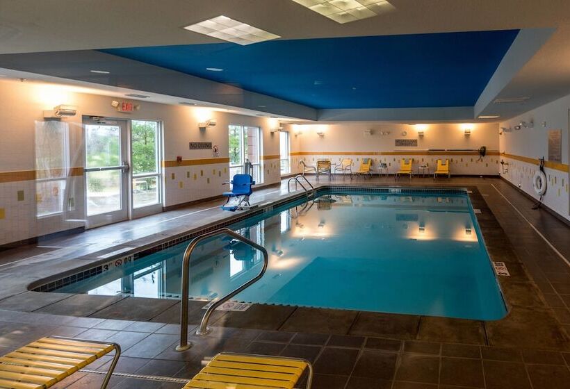 هتل Fairfield Inn & Suites By Marriott Montgomery Airport