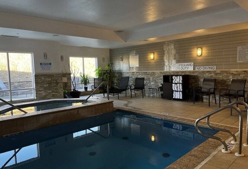 호텔 Fairfield Inn & Suites By Marriott Slippery Rock
