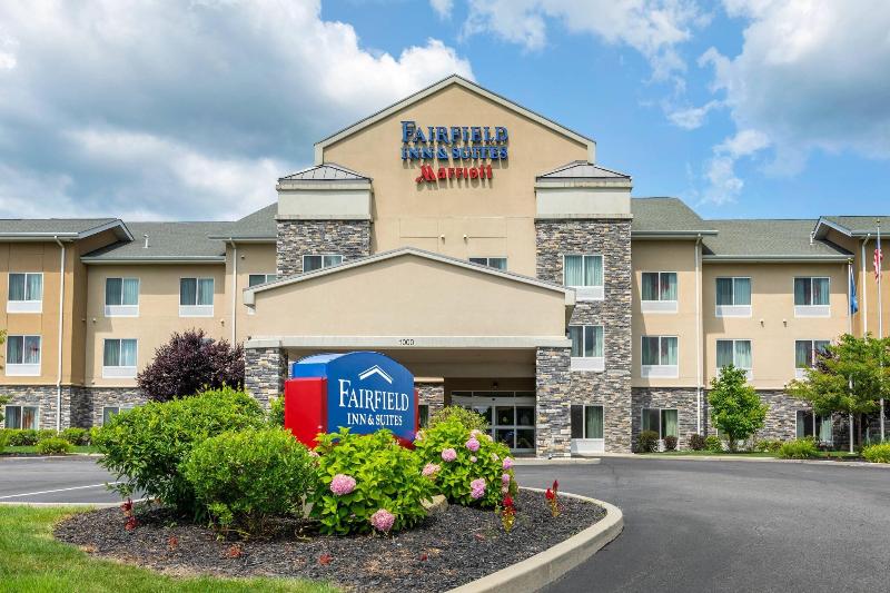 ホテル Fairfield Inn & Suites By Marriott Slippery Rock