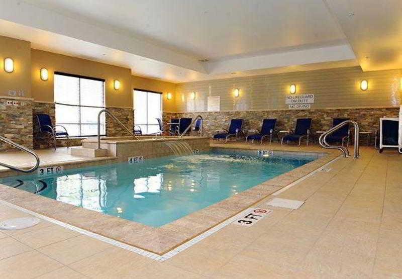 ホテル Fairfield Inn & Suites By Marriott Slippery Rock