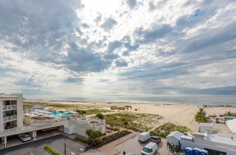 هتل Icona Diamond Beach