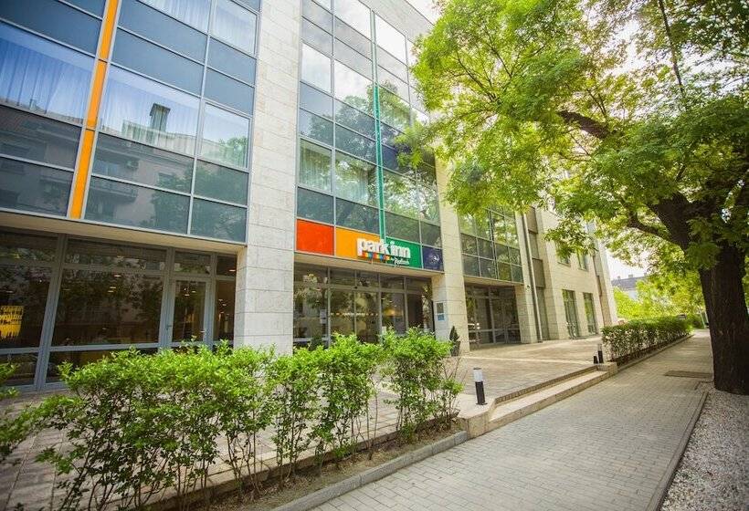 Fotos del hotel Park Inn By Radisson Budapest:  2
