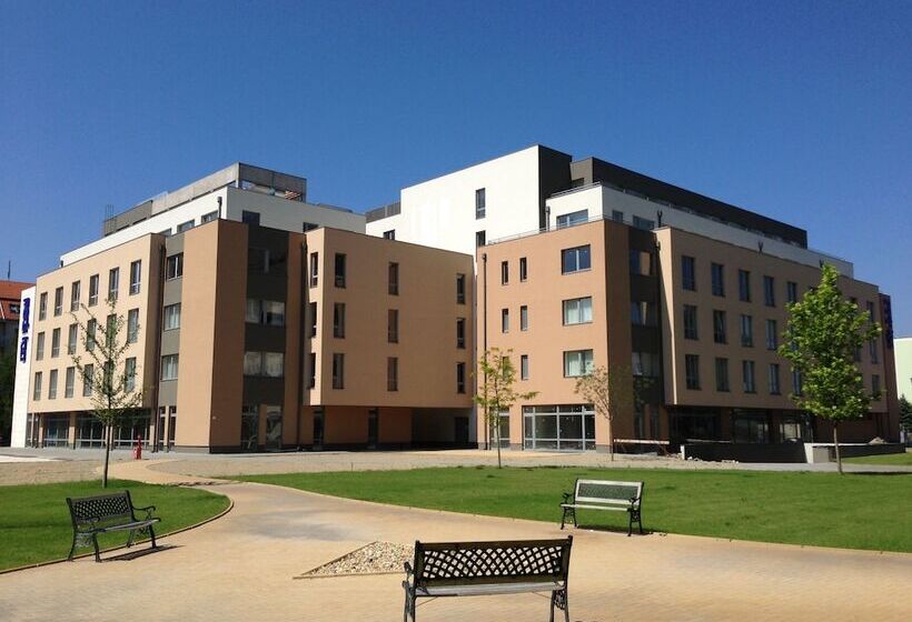 Fotos del hotel Park Inn By Radisson Budapest:  3