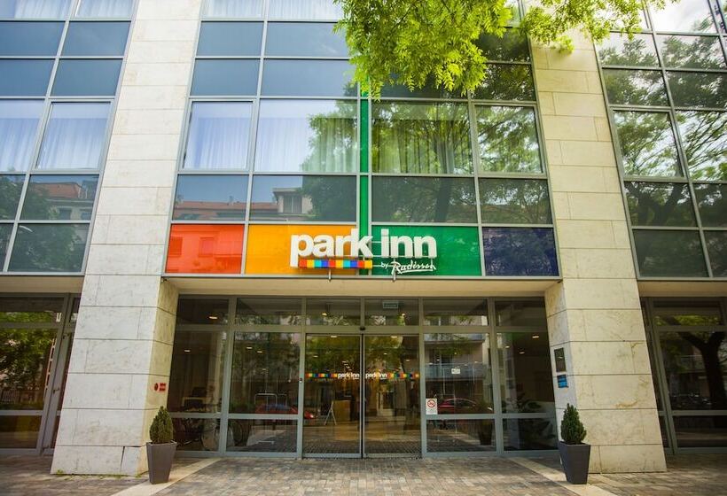 Fotos del hotel Park Inn By Radisson Budapest:  4