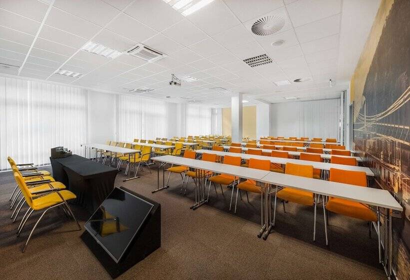 Fotos del hotel Park Inn By Radisson Budapest:  21