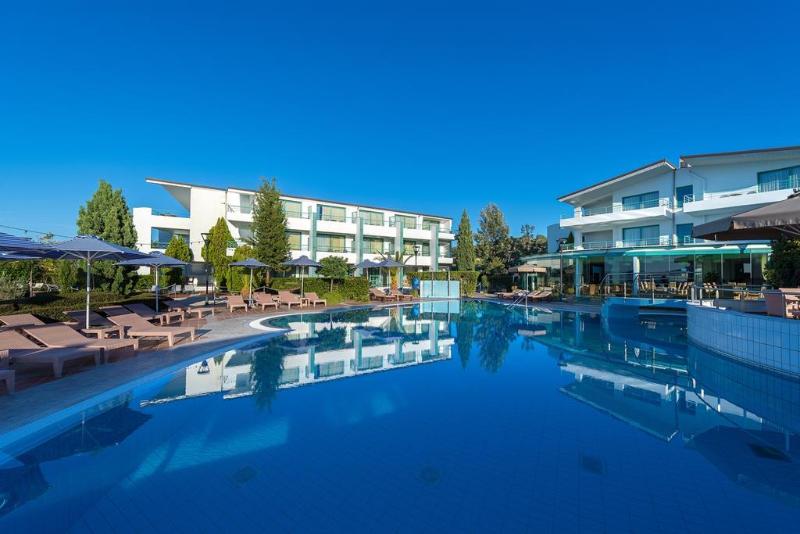 בית מלון כפרי Poseidon Palace