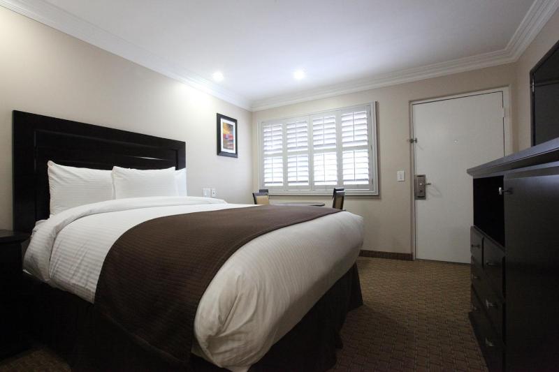 בית מלון כפרי Raincross