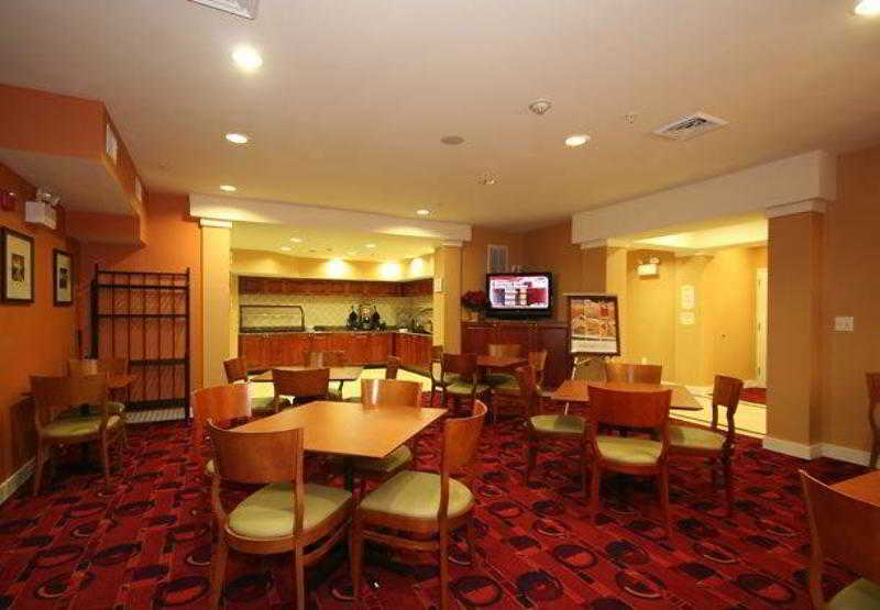 هتل Residence Inn By Marriott Greensboro Airport