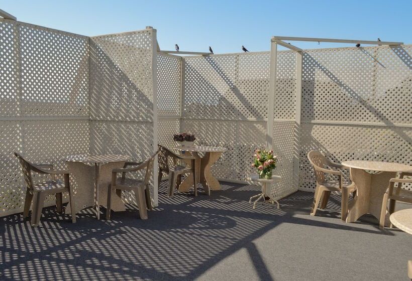 ホテル Sea Breeze Inn   San Simeon