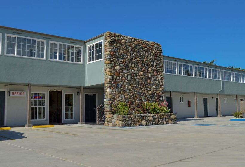 ホテル Sea Breeze Inn   San Simeon