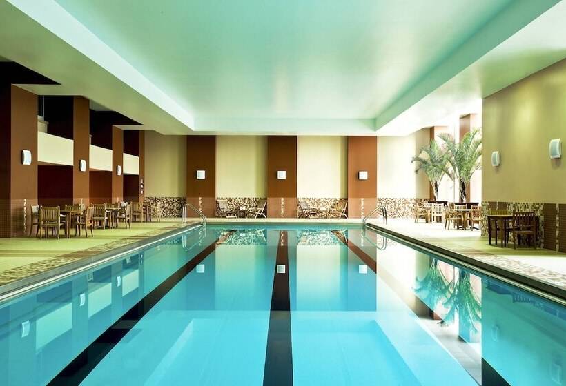 هتل The Westin Chicago Lombard