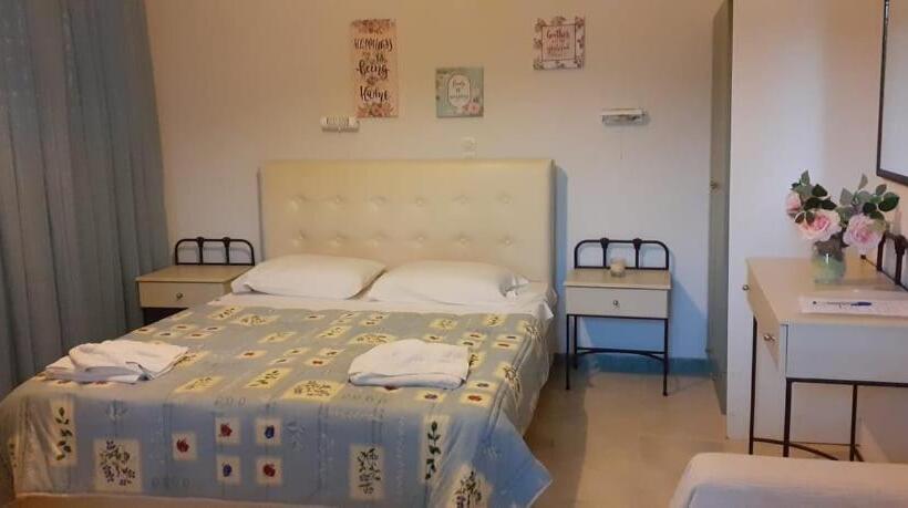 Maria Apartments