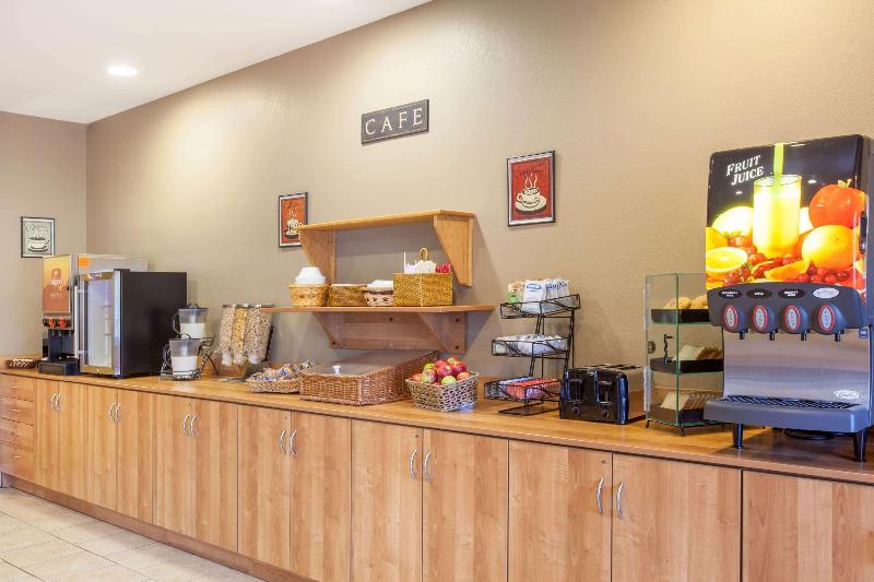 Microtel Inn & Suites By Wyndham Johnstown