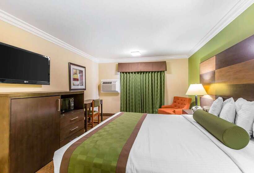 Мотель Rodeway Inn & Suites Canyon Lakemenifee West