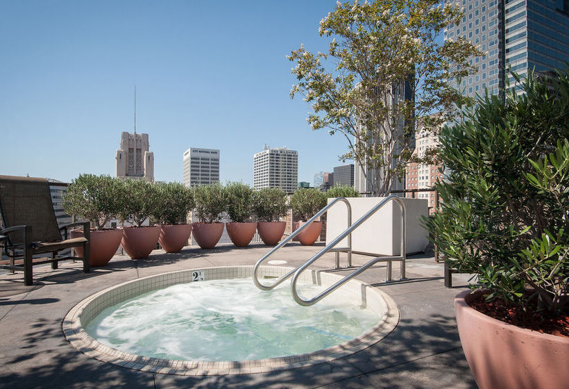 Oakwood At Metro 417