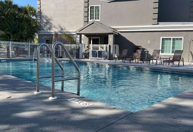 Surestay Plus  By Best Western Vero Beach