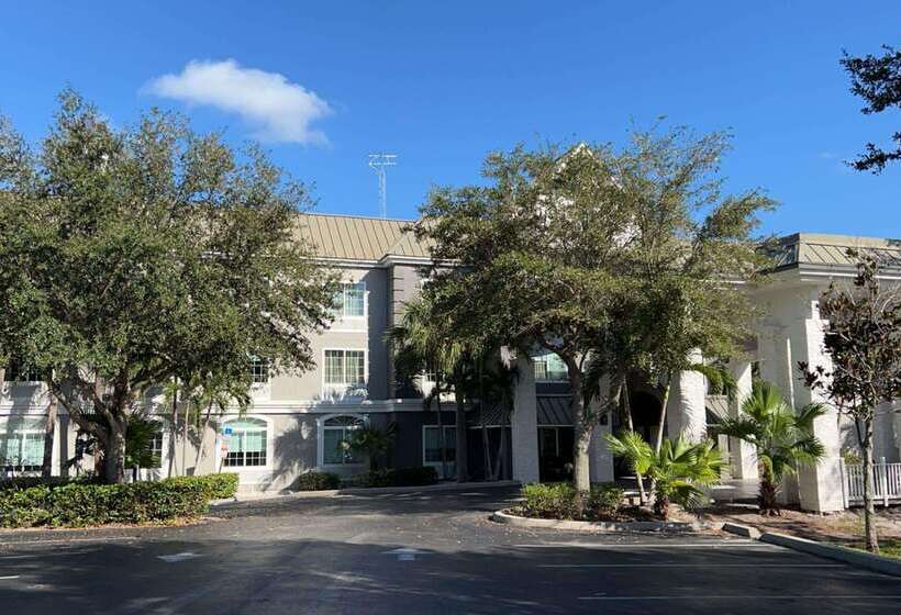 Surestay Plus  By Best Western Vero Beach