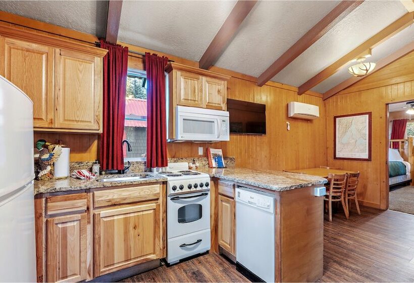 Brundage Bungalows