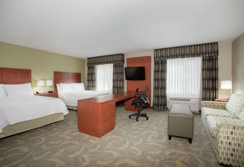 Hampton Inn And Suites Astoria