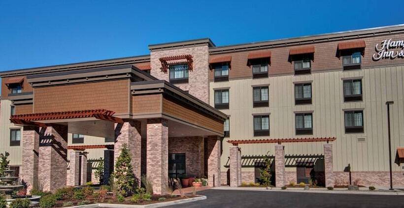 Hampton Inn And Suites Astoria