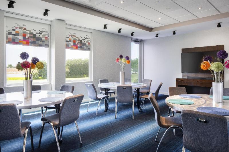 Aloft Hotel Plano