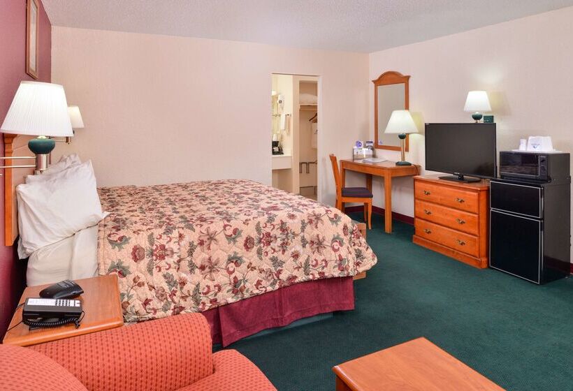 هتل Americas Best Value Inn Lubbock East