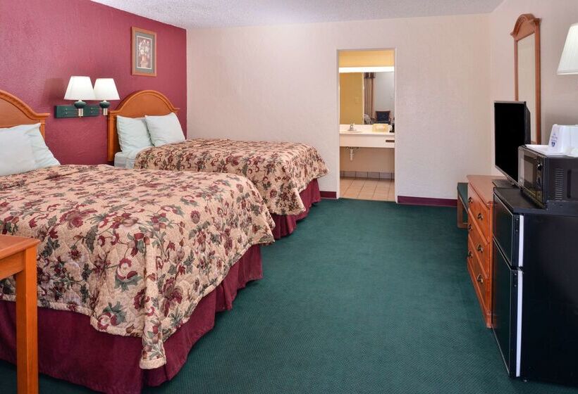 هتل Americas Best Value Inn Lubbock East